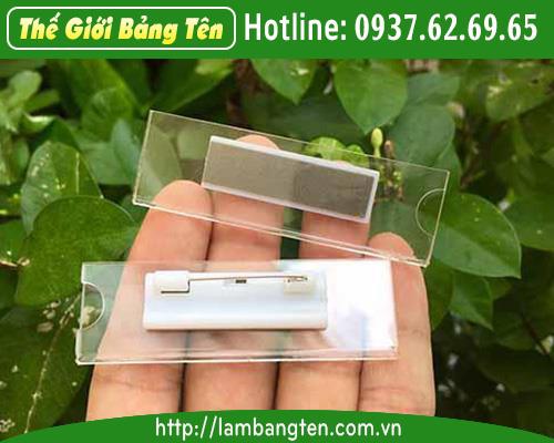 THẺ BẢNG TÊN MICA TRONG