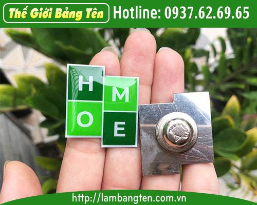 HUY HIỆU INOX NAM CHÂM